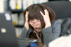 ネットビジネスで起こるビジネスの終了。アカウント停止の対応方法。