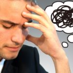 イライラが止まらない原因とは?気分を和らげる方法と予防策を解説