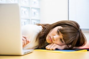 会社で仕事がないのは危険信号！暇すぎる職場からは早めの転職を