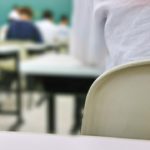 大学生が登校拒否になる8つの理由とそれぞれの対応策を詳しく解説します。
