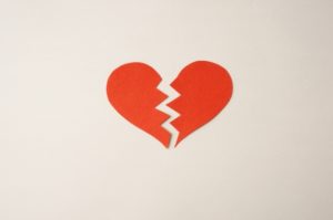 叶わない恋に悩んでいる人へ。辛い恋を諦める方法と対処法をご紹介