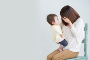 ワンオペ育児は専業主婦でも我慢する必要はない！辛い時の対策法とは？
