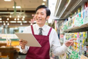 スーパーの店長が辛くて辞めたい。経験を活かしてキャリアアップする方法