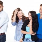 職場で孤立しないためにできる事と、孤立してしまった時の対処法