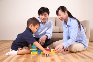 子供の考える力を育てるために親ができる簡単な方法をご紹介します。