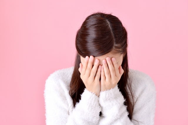 メンタルが弱くてすぐ泣いてしまう…感情をコントロールする方法を解説！