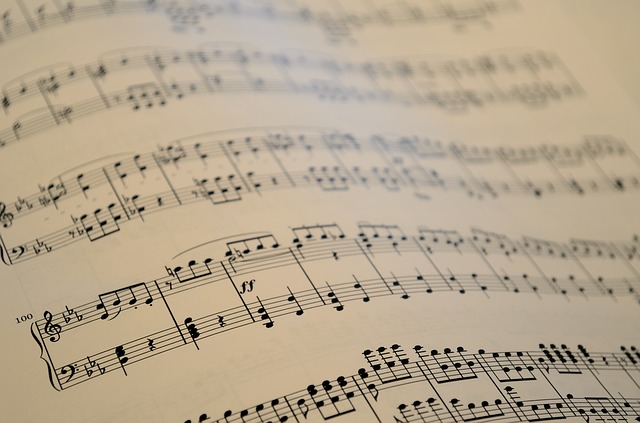 ピアノ初心者の楽譜の選び方。おすすめのポイントと曲を紹介
