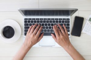 引きこもり生活で収入得る方法！すぐに出来る4つの仕事をご紹介。