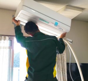 空調設備の仕事がきつい理由。続けるメリットがあるのか詳しく解説。