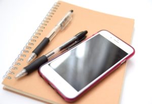 転職初日に必要な持ち物とは？好印象な服装や髪形などもご紹介