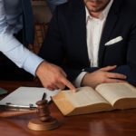 パラリーガルの仕事は大変?転職を成功させてキャリアアップを目指そう!