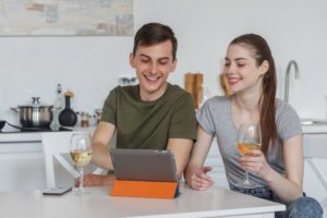 共働きの子なし夫婦の生活とは？ただのルームメートにならない為の方法。