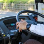 路線バスの運転手に転職したい!バスドライバーの仕事のメリットとは?