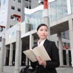 営業職の女性が抱える悩みとは?女性ならではの辛い現状とは。