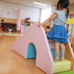 共働き世帯の保育料はいくらかかるの?平均費用と計算方法。