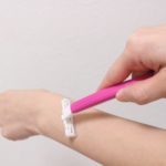ムダ毛を毎日剃るのはNG!適切な頻度や根本的な解決策を紹介。