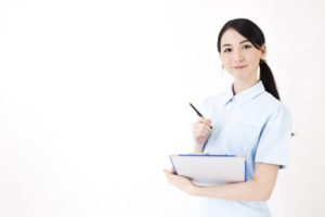 看護助手の仕事がきつい！離職率の高い原因や辞めたい時の対処法。