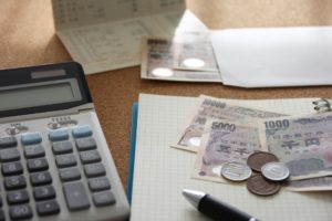 バイナリーオプションだけで生活できる？生計を立てるための5つの注意点