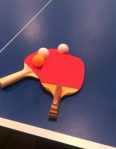 卓球のロビングの打ち方。練習方法と5つのコツ、打ち返し方を解説