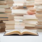 子供が不登校になった時読んでほしい本。厳選5冊をご紹介。