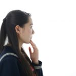 不登校とは?学校に行けないことは何が問題なのか?登校拒否の現状を解説。