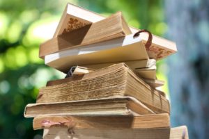 世界三大幸福論を読み比べ！ポジティブになるための哲学。