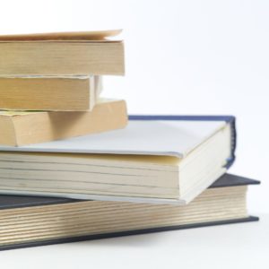 プラトンの思想を効率よく学ぶために、まず読むべき5つの著書をご紹介