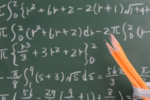 教育関連の仕事から異業種への転職したい。教育業界と一般企業の違いとは